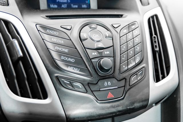 2014 Ford Focus SE OneOwner 28ServiceRecords | Dallas, TX | Stevens Motor Company LLC