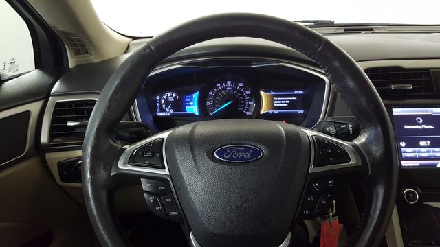 2014 Ford Fusion SE | Carrollton, TX | Legend Motorcars of Carrollton