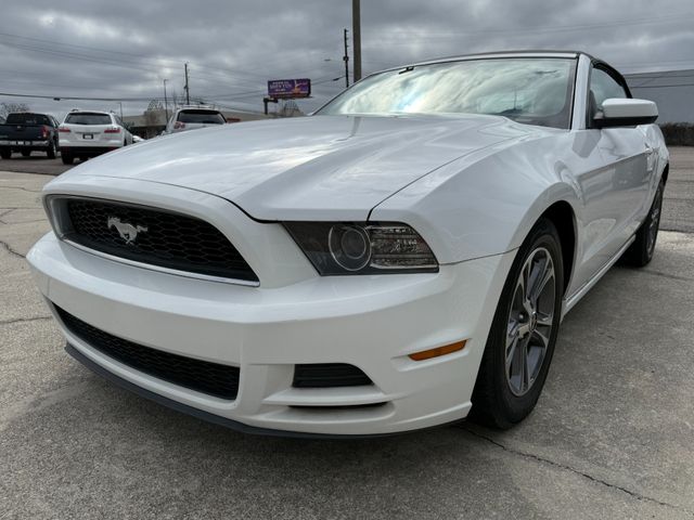 2014 Ford Mustang V6