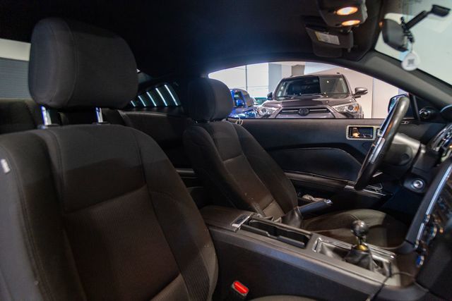 2014 Ford Mustang Manual Fastback