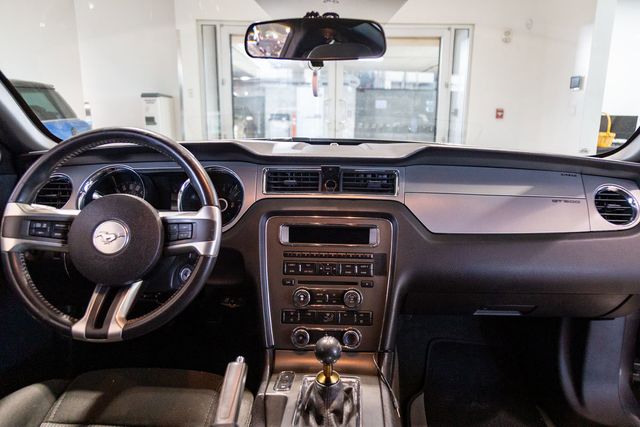 2014 Ford Mustang Manual Fastback