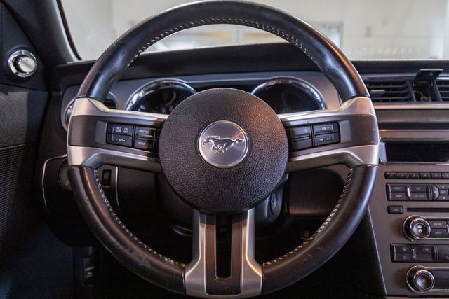 2014 Ford Mustang Manual Fastback