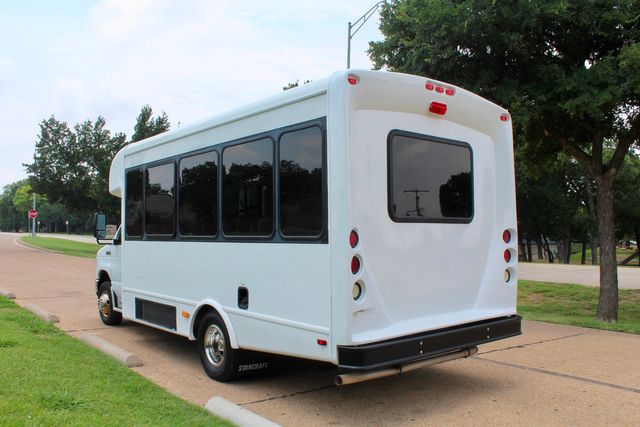 2014 Ford Starcraft 15 Passenger Shuttle Bus W/ Lift | Irving, Texas | Lonestar Automart Inc. 2014 Ford Starcraft 15 Passenger Shuttle Bus W/ Lift | Irving, Texas | Lonestar Automart Inc.