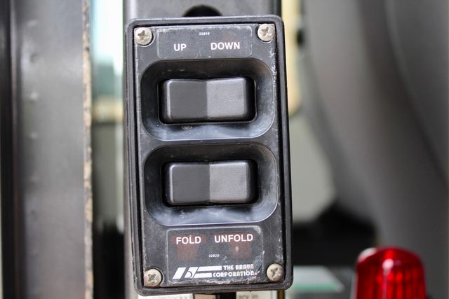 2014 Ford Starcraft 15 Passenger Shuttle Bus W/ Lift | Irving, Texas | Lonestar Automart Inc.