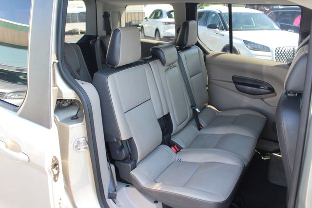 2014 Ford Transit Connect XLT Passenger | Granite City, Illinois | MasterCars Company Inc.
