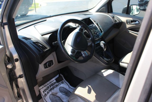 2014 Ford Transit Connect XLT Passenger | Granite City, Illinois | MasterCars Company Inc. 2014 Ford Transit Connect XLT Passenger | Granite City, Illinois | MasterCars Company Inc.