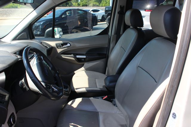 2014 Ford Transit Connect XLT Passenger | Granite City, Illinois | MasterCars Company Inc.