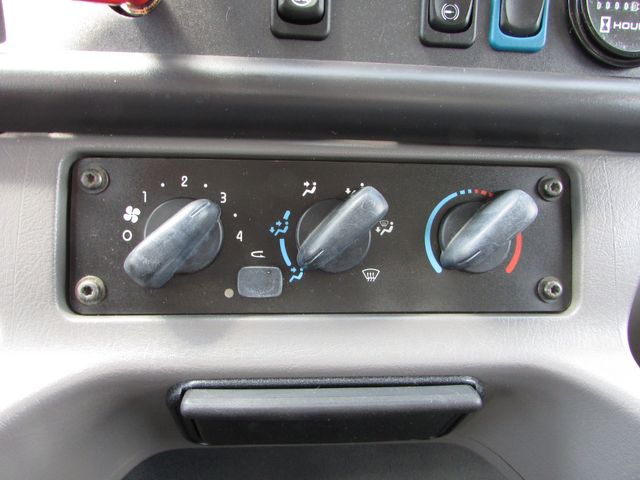 2014 Terrex Commander C5050 55' Digger with Bucket | St Cloud MN | NorthStar Truck Sales 2014 Terrex Commander C5050 55' Digger with Bucket | St Cloud MN | NorthStar Truck Sales