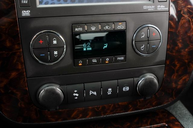 2014 GMC Sierra 3500HD Denali CREW CAB 4X4 DRW W/ UPGRADES / LOADED | Austin, TX | Rocky Mountain Truck Stop Austin 2014 GMC Sierra 3500HD Denali CREW CAB 4X4 DRW W/ UPGRADES / LOADED | Austin, TX | Rocky Mountain Truck Stop Austin