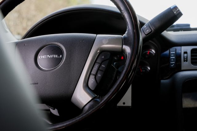 2014 GMC Sierra 3500HD Denali CREW CAB 4X4 DRW W/ UPGRADES / LOADED | Austin, TX | Rocky Mountain Truck Stop Austin 2014 GMC Sierra 3500HD Denali CREW CAB 4X4 DRW W/ UPGRADES / LOADED | Austin, TX | Rocky Mountain Truck Stop Austin