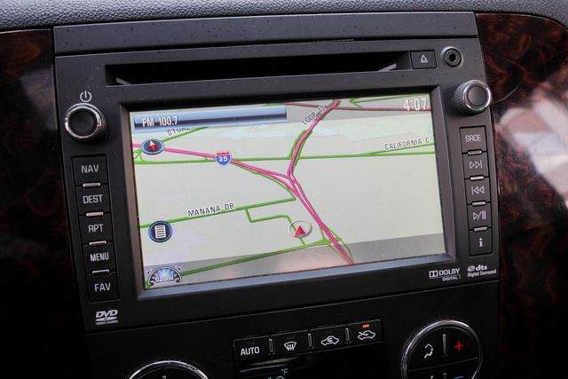 2014 GMC Sierra 3500HD Denali CREW CAB 4X4 DRW W/ UPGRADES / LOADED | Austin, TX | Rocky Mountain Truck Stop Austin