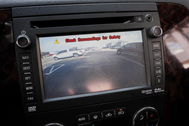 2014 GMC Sierra 3500HD Denali CREW CAB 4X4 DRW W/ UPGRADES / LOADED | Austin, TX | Rocky Mountain Truck Stop Austin