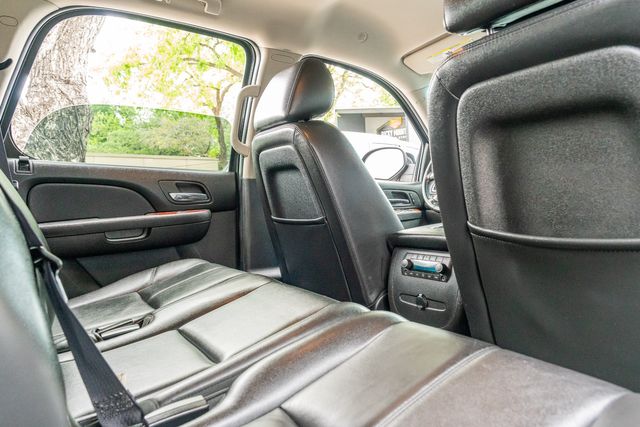 2014 GMC Yukon SLT 4X4 / V8 / LEATHER / LOW MILES | Austin, TX | Rocky Mountain Truck Stop Austin 2014 GMC Yukon SLT 4X4 / V8 / LEATHER / LOW MILES | Austin, TX | Rocky Mountain Truck Stop Austin