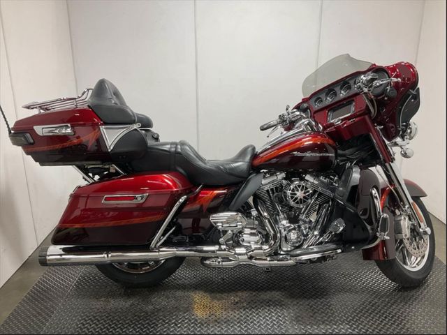 2014 Harley-Davidson Electra Glide CVO Limited | Fort Worth, TX | TX Toy Sales