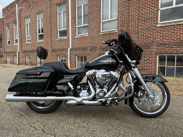 2014 Harley-Davidson Street Glide Special