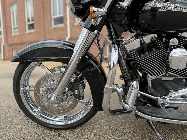 2014 Harley-Davidson Street Glide Special