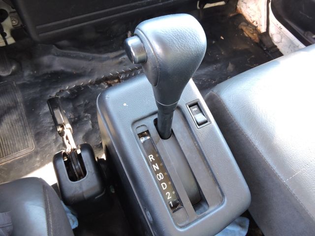 2014 Hino 268 Non-CDL Box Truck 