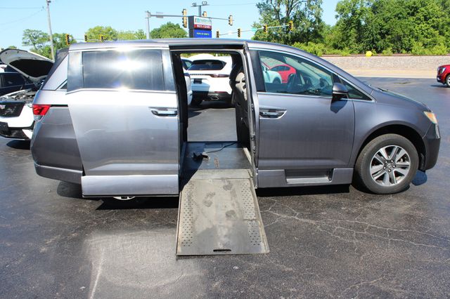 2014 Honda Odyssey Touring Elite Rollx Mobility Van | Granite City, Illinois | MasterCars Company Inc. 2014 Honda Odyssey Touring Elite Rollx Mobility Van | Granite City, Illinois | MasterCars Company Inc.