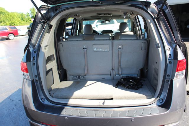 2014 Honda Odyssey Touring Elite Rollx Mobility Van | Granite City, Illinois | MasterCars Company Inc.