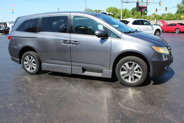 2014 Honda Odyssey Touring Elite Rollx Mobility Van | Granite City, Illinois | MasterCars Company Inc. 2014 Honda Odyssey Touring Elite Rollx Mobility Van | Granite City, Illinois | MasterCars Company Inc.