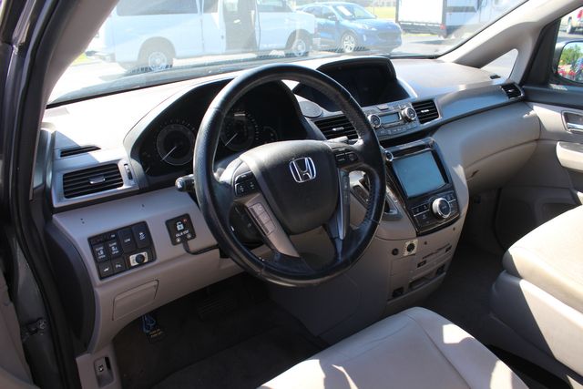 2014 Honda Odyssey Touring Elite Rollx Mobility Van | Granite City, Illinois | MasterCars Company Inc. 2014 Honda Odyssey Touring Elite Rollx Mobility Van | Granite City, Illinois | MasterCars Company Inc.