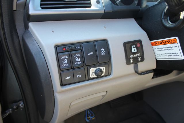 2014 Honda Odyssey Touring Elite Rollx Mobility Van | Granite City, Illinois | MasterCars Company Inc. 2014 Honda Odyssey Touring Elite Rollx Mobility Van | Granite City, Illinois | MasterCars Company Inc.