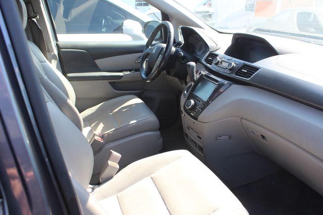 2014 Honda Odyssey Touring Elite Rollx Mobility Van | Granite City, Illinois | MasterCars Company Inc.