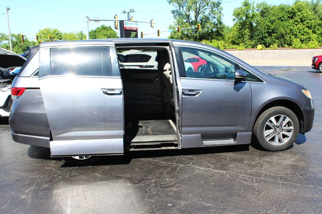2014 Honda Odyssey Touring Elite Rollx Mobility Van | Granite City, Illinois | MasterCars Company Inc. 2014 Honda Odyssey Touring Elite Rollx Mobility Van | Granite City, Illinois | MasterCars Company Inc.