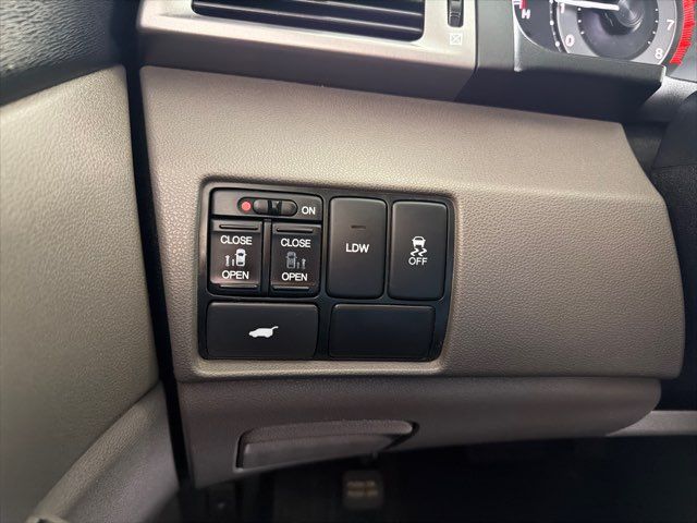 2014 Honda Odyssey EX-L | Rome, GA | Knight's Car Store 2014 Honda Odyssey EX-L | Rome, GA | Knight's Car Store
