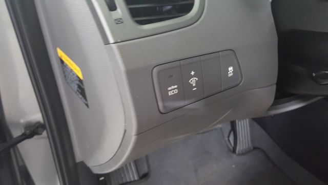 2014 Hyundai ELANTRA SE | Carrollton, TX | Legend Motorcars of Carrollton