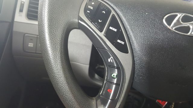 2014 Hyundai ELANTRA SE | Carrollton, TX | Legend Motorcars of Carrollton