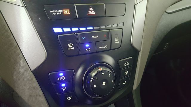 2014 Hyundai SANTA FE Sport 2.4L | Carrollton, TX | Legend Motorcars of Carrollton