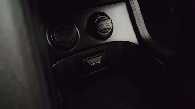 2014 Hyundai SANTA FE Sport 2.4L | Carrollton, TX | Legend Motorcars of Carrollton