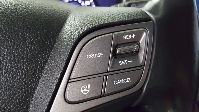 2014 Hyundai SANTA FE Sport 2.4L | Carrollton, TX | Legend Motorcars of Carrollton