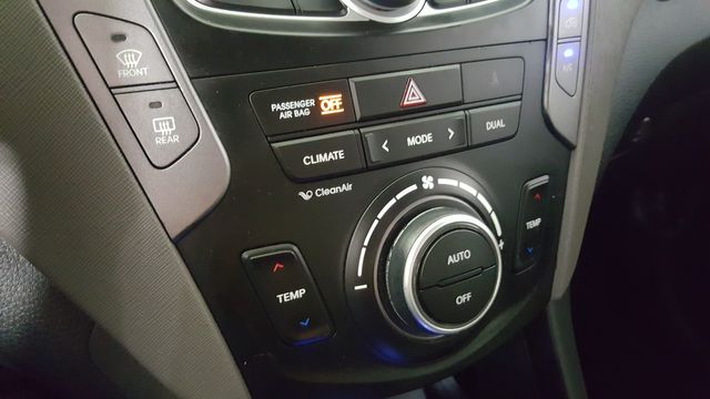 2014 Hyundai SANTA FE Sport 2.4L | Carrollton, TX | Legend Motorcars of Carrollton 2014 Hyundai SANTA FE Sport 2.4L | Carrollton, TX | Legend Motorcars of Carrollton