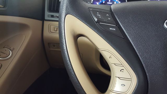 2014 Hyundai SONATA GLS | Carrollton, TX | Legend Motorcars of Carrollton 2014 Hyundai SONATA GLS | Carrollton, TX | Legend Motorcars of Carrollton