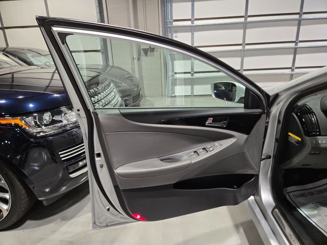 2014 Hyundai SONATA Limited | Lake Forest IL | Executive Motor Carz 2014 Hyundai SONATA Limited | Lake Forest IL | Executive Motor Carz