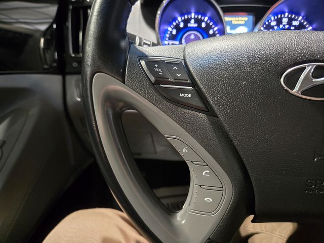 2014 Hyundai SONATA Limited | Lake Forest IL | Executive Motor Carz 2014 Hyundai SONATA Limited | Lake Forest IL | Executive Motor Carz