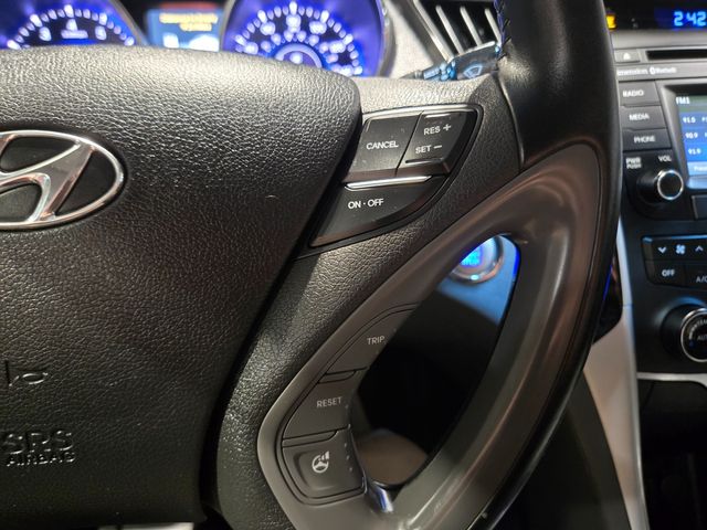 2014 Hyundai SONATA Limited | Lake Forest IL | Executive Motor Carz 2014 Hyundai SONATA Limited | Lake Forest IL | Executive Motor Carz