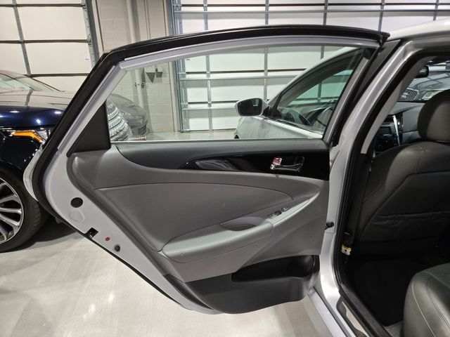 2014 Hyundai SONATA Limited | Lake Forest IL | Executive Motor Carz 2014 Hyundai SONATA Limited | Lake Forest IL | Executive Motor Carz