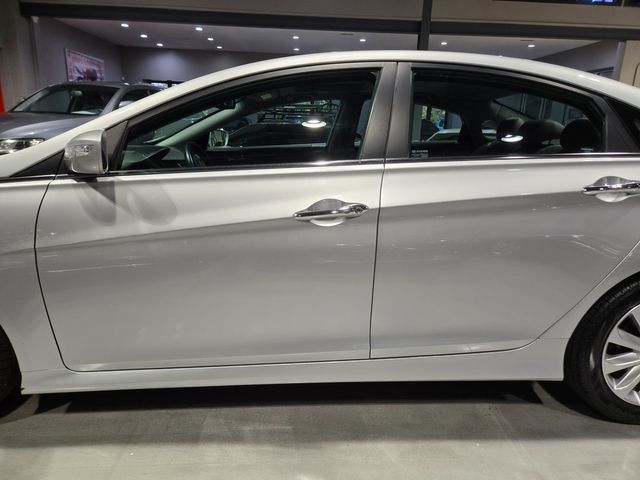 2014 Hyundai SONATA Limited | Lake Forest IL | Executive Motor Carz 2014 Hyundai SONATA Limited | Lake Forest IL | Executive Motor Carz