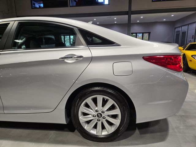 2014 Hyundai SONATA Limited | Lake Forest IL | Executive Motor Carz 2014 Hyundai SONATA Limited | Lake Forest IL | Executive Motor Carz