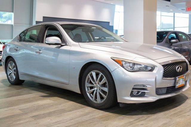 2014 INFINITI Q50 Premium
