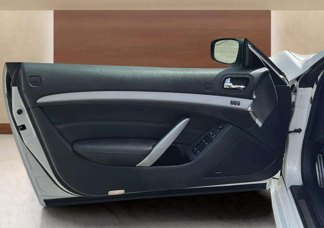 2014 Infiniti Q60 Convertible Base | Alpharetta, GA | Star Motors 2014 Infiniti Q60 Convertible Base | Alpharetta, GA | Star Motors