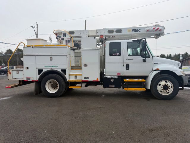 2014 International 4300 Altec 47'