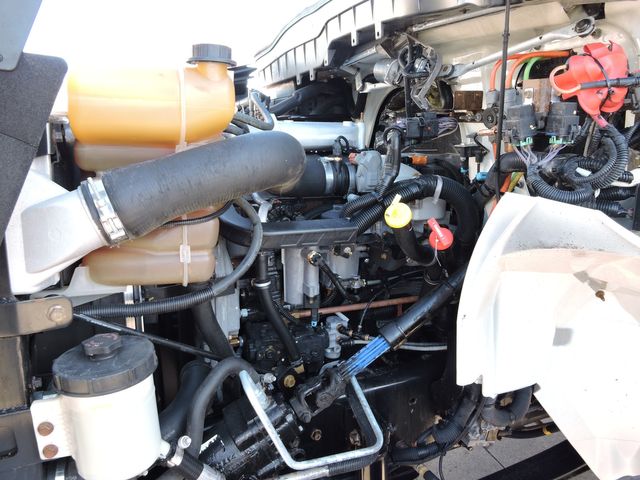 2014 International DuraStar 4400 CDL Tow Truck 