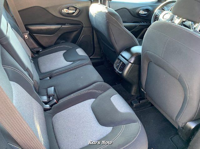 2014 Jeep Cherokee Sport