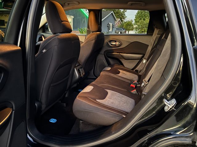 2014 Jeep Cherokee Latitude | Brea, CA | Zeus Auto Dealers