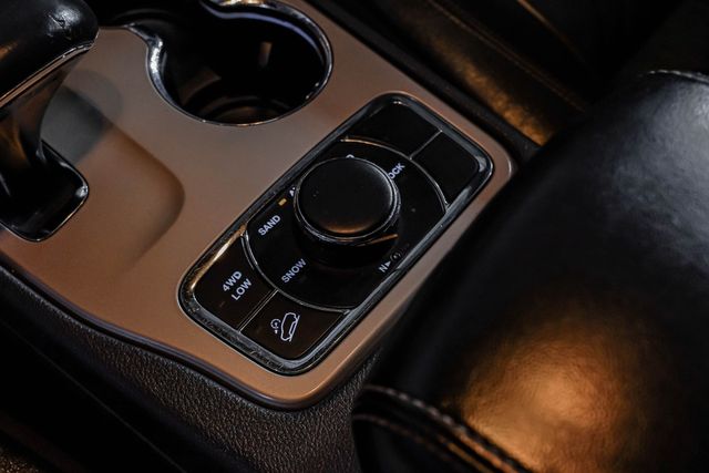 2014 Jeep Grand Cherokee Limited 4WD 20" Wheels SUNROOF Uconnect 8.4" TX | Dallas, TX | East Dallas Diesel 2014 Jeep Grand Cherokee Limited 4WD 20" Wheels SUNROOF Uconnect 8.4" TX | Dallas, TX | East Dallas Diesel