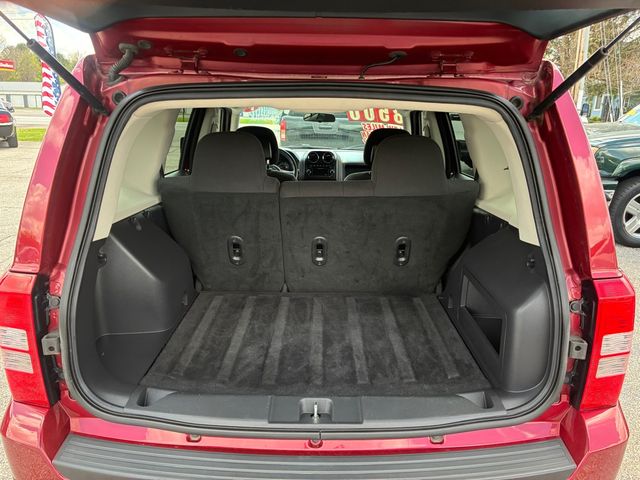 2014 Jeep Patriot Latitude 4X4 | Ontario, OH | New Haven Auto Sales